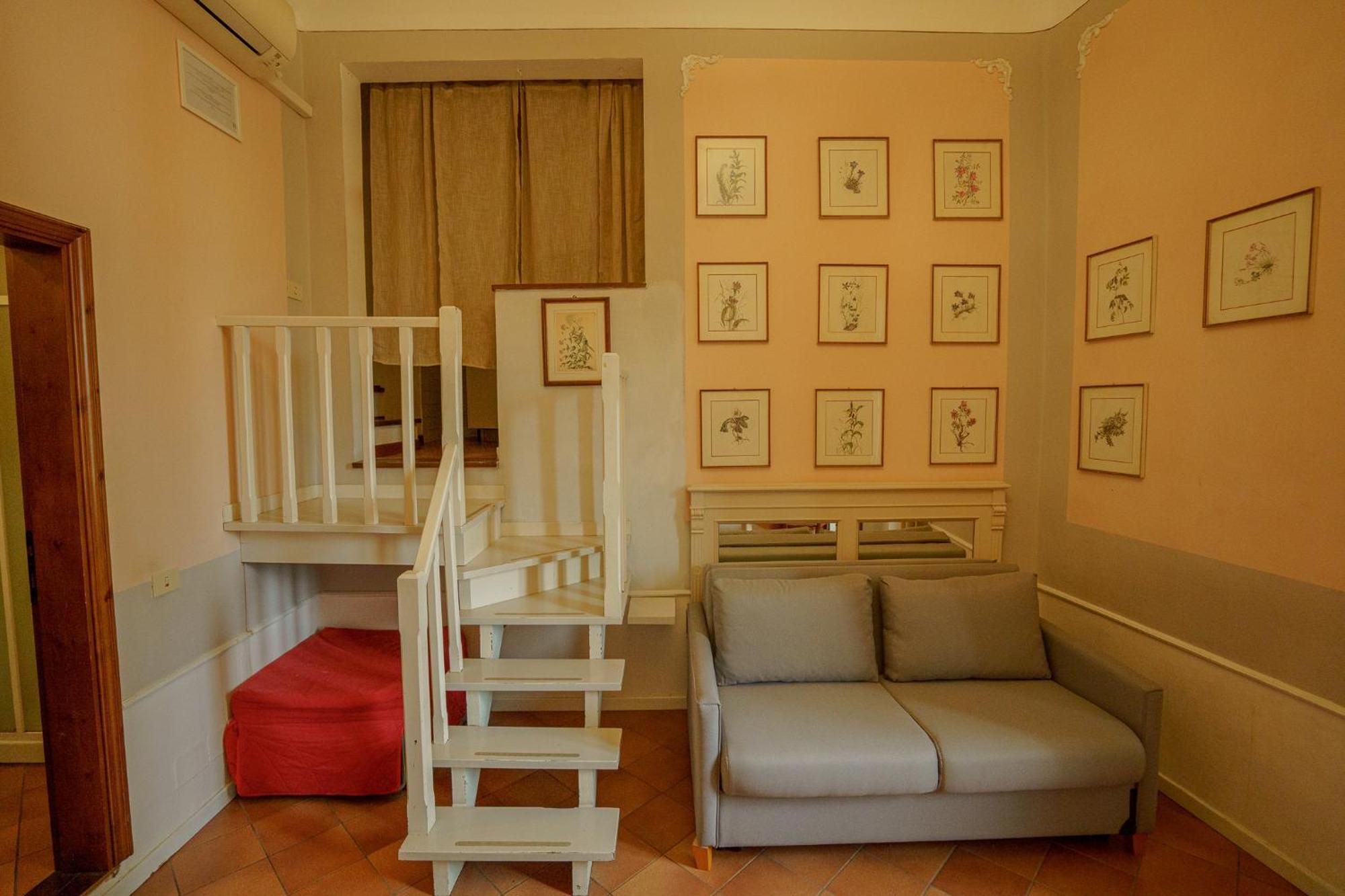 Tranquil Suite Near Museums And Train Station Florencia Exterior foto