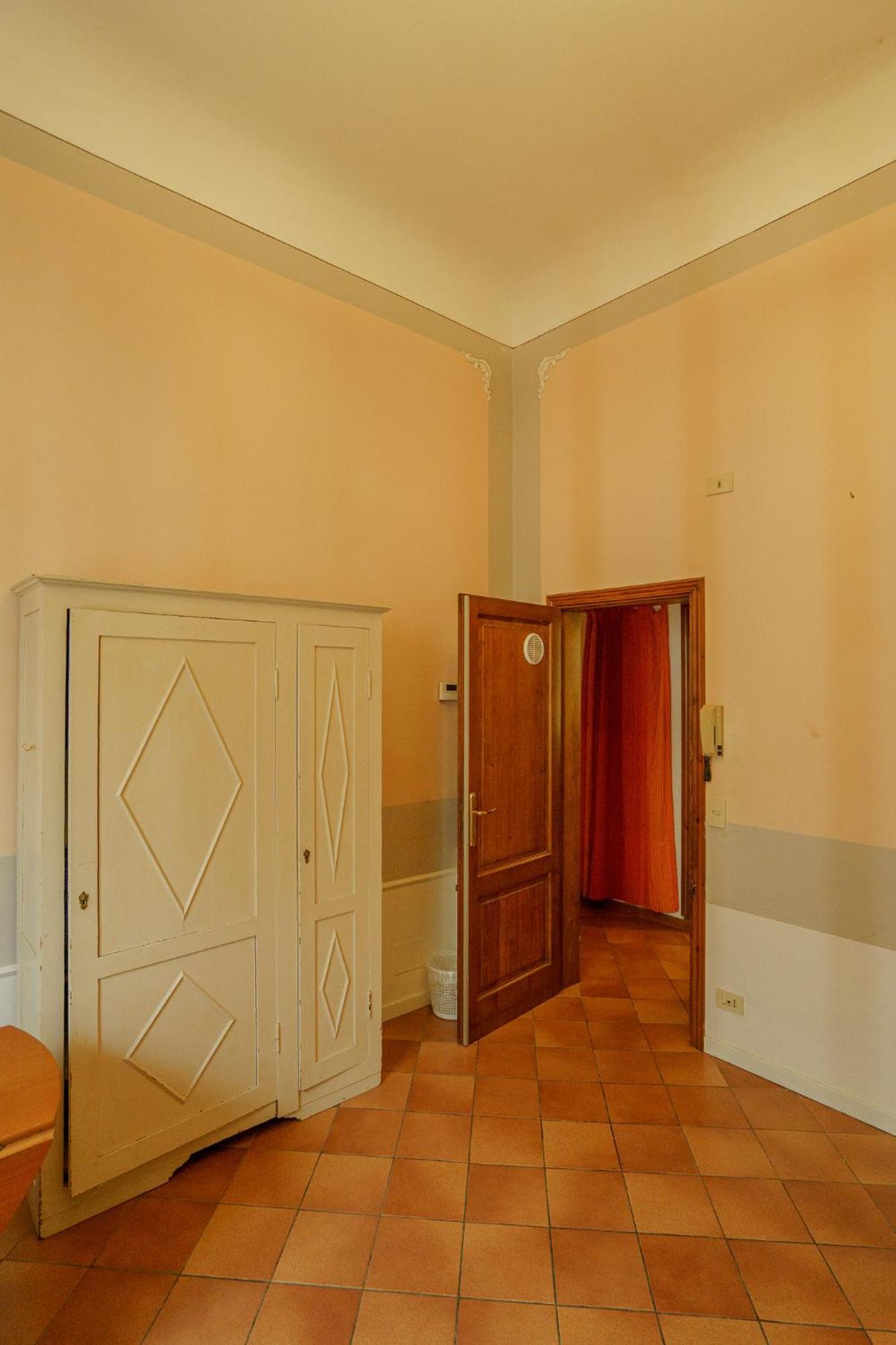 Tranquil Suite Near Museums And Train Station Florencia Exterior foto